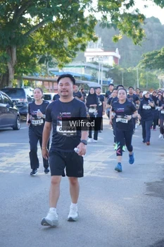 Runner Photo 1651948