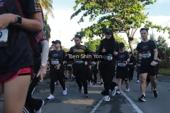 Runner Photo 1652052