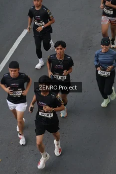 Runner Photo 1652093