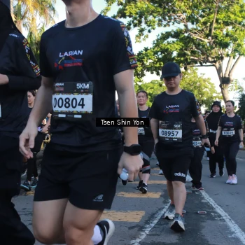Runner Photo 1652110