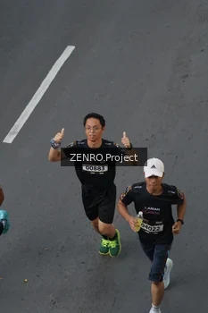 Runner Photo 1652129