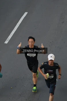 Runner Photo 1652135
