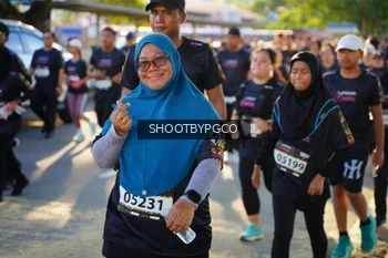 Runner Photo 1652178