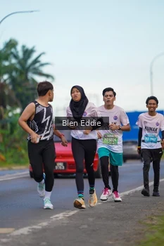 Runner Photo 1652186