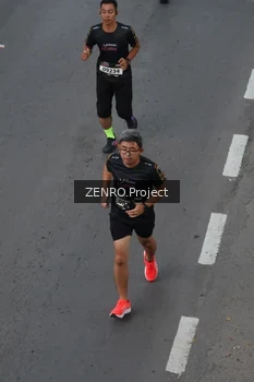 Runner Photo 1652256