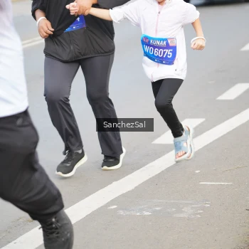 Runner Photo 1652304