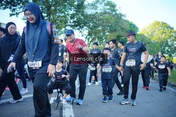Runner Photo 1652330
