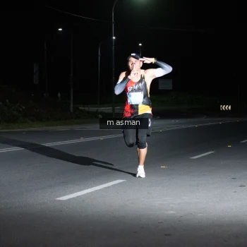 Runner Photo 1652397