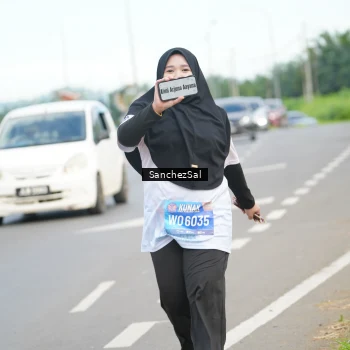Runner Photo 1652684