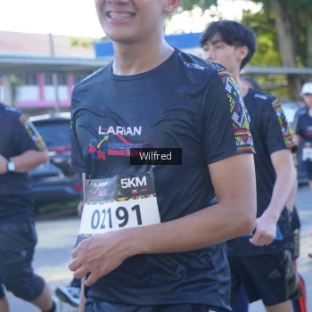 Runner Photo 1652713