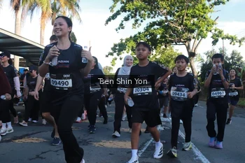 Runner Photo 1652718