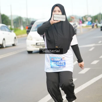 Runner Photo 1652729