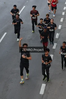 Runner Photo 1652838