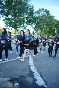 Runner Photo 1652930