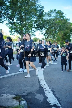 Runner Photo 1652964