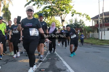 Runner Photo 1653055