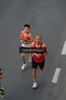 Runner Photo 1653132