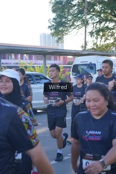 Runner Photo 1653204
