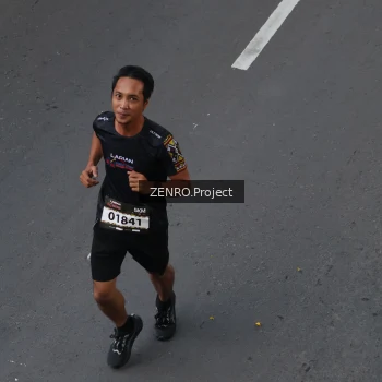 Runner Photo 1653226