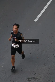 Runner Photo 1653233