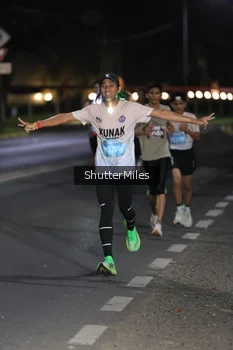 Runner Photo 1653272