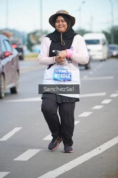 Runner Photo 1653313