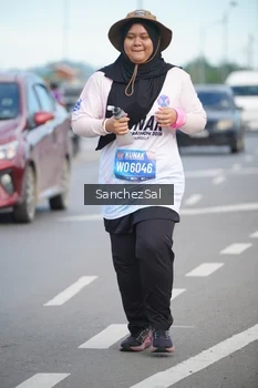 Runner Photo 1653319