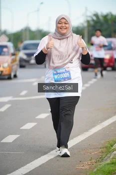 Runner Photo 1653490