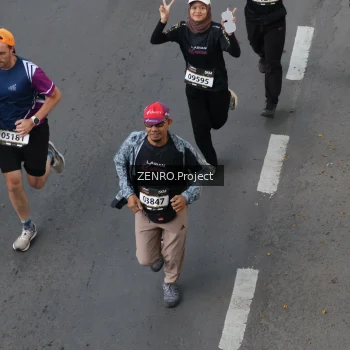Runner Photo 1653517