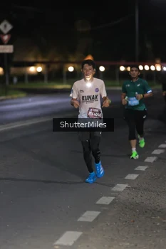 Runner Photo 1653533