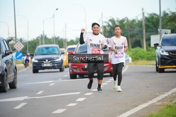 Runner Photo 1653540