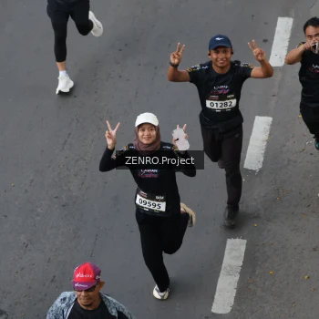 Runner Photo 1653567