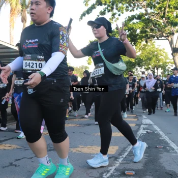 Runner Photo 1653579