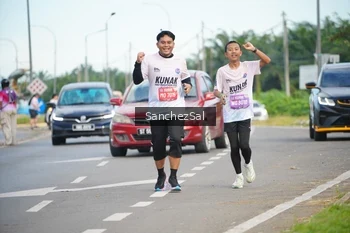 Runner Photo 1653595