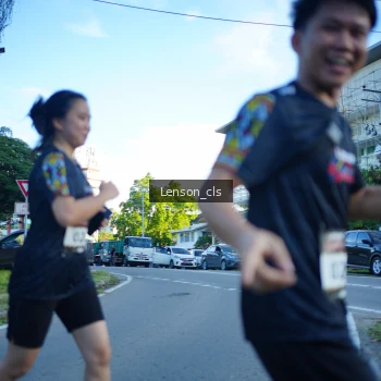 Runner Photo 1653644