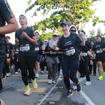 Runner Photo 1653646