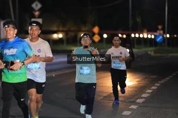 Runner Photo 1653671