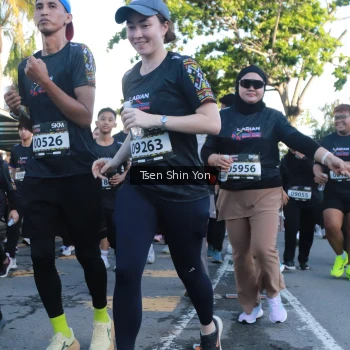Runner Photo 1653685