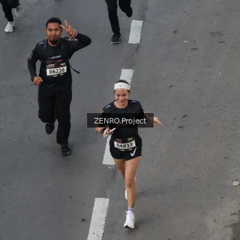 Runner Photo 1653747