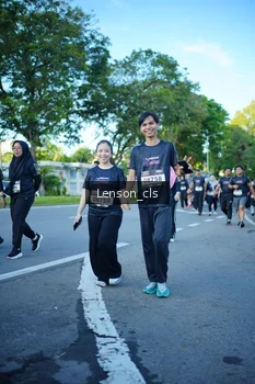 Runner Photo 1653754
