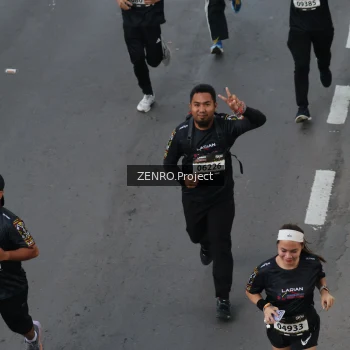 Runner Photo 1653782