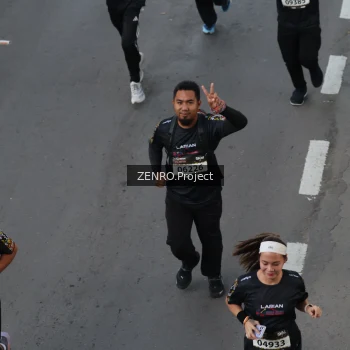 Runner Photo 1653790