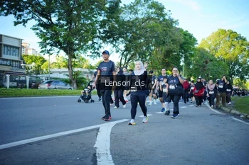 Runner Photo 1653858