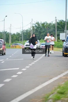 Runner Photo 1653861