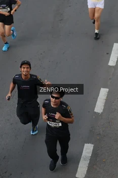 Runner Photo 1653868