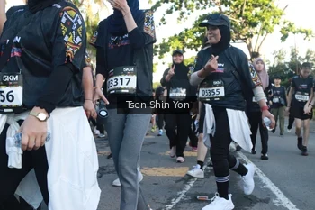 Runner Photo 1653878