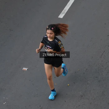 Runner Photo 1653887