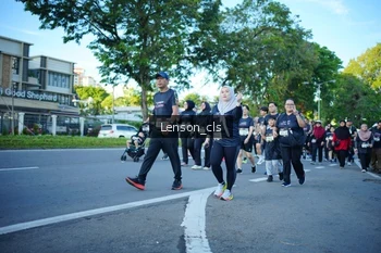 Runner Photo 1653893