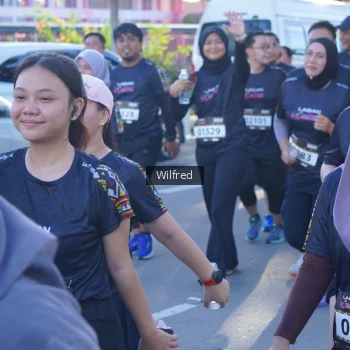 Runner Photo 1653923