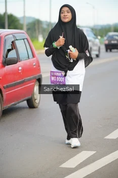 Runner Photo 1653924